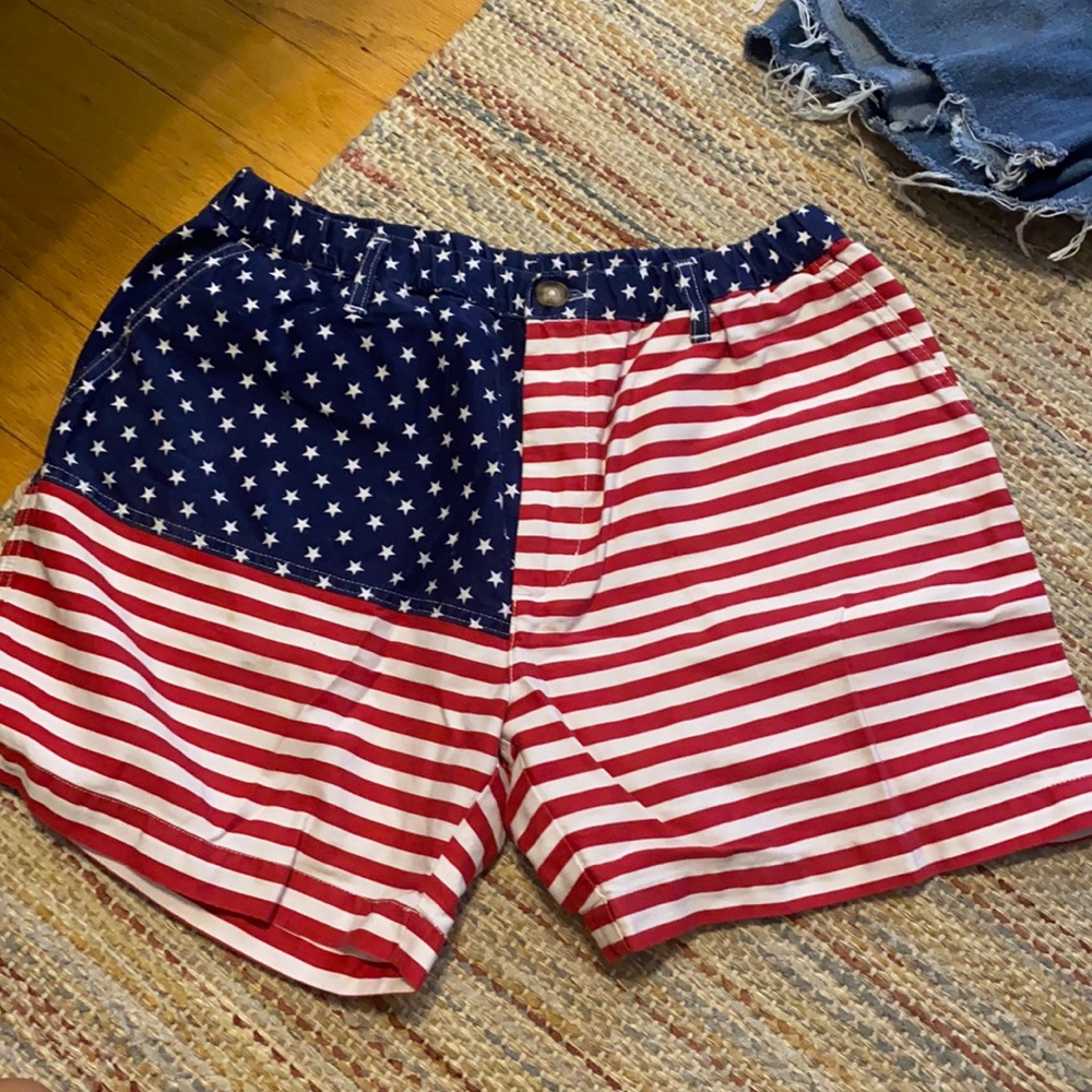 Men’s American flag chubbies